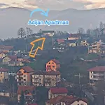 アパート Adijan *