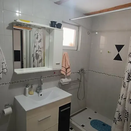 Apartament Adijan