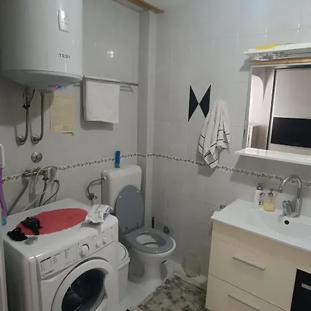 Apartament Adijan